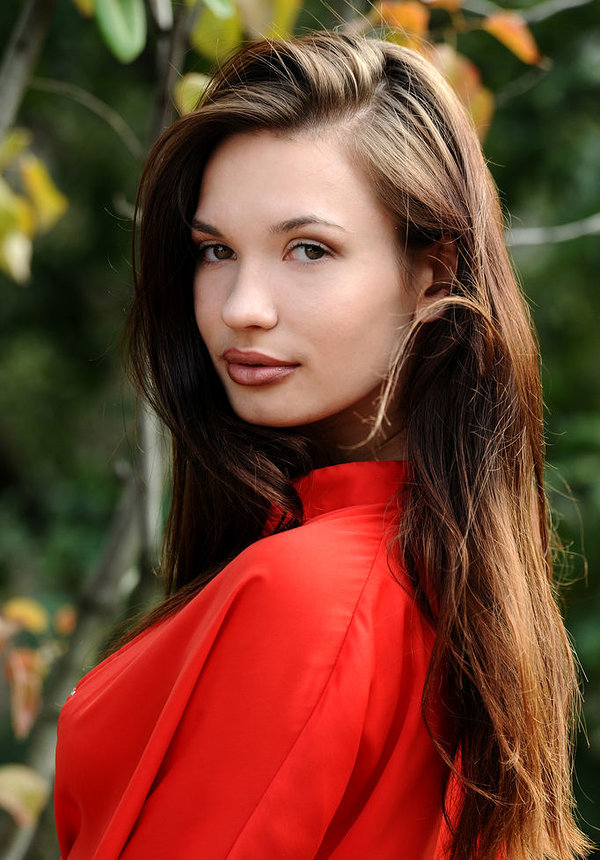 Гульнара, 18